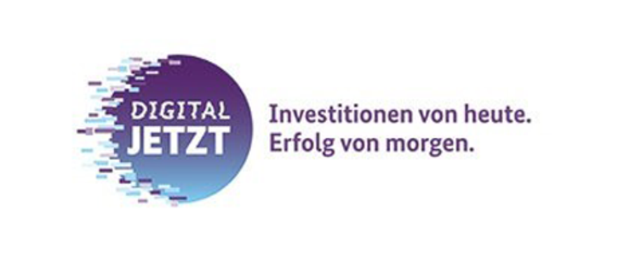 Logo des Förderprogramms "Digital Jetzt" mit dem Text: Investitionen von heute. Erfolg von morgen.